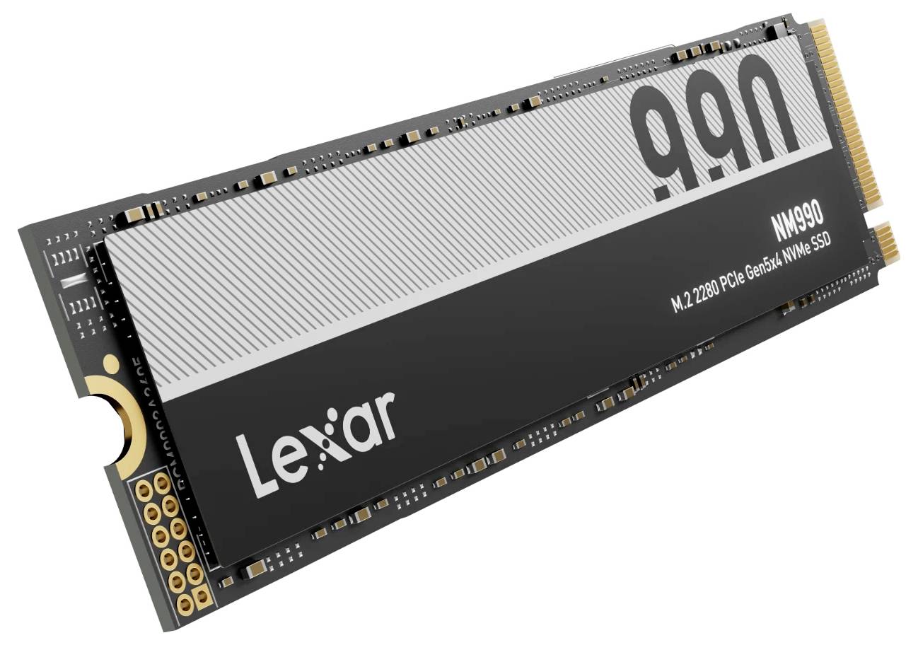 Lexar NM790 M.2 PCIe Gen4x4 NVMe SSD in Schrägansicht mit „990