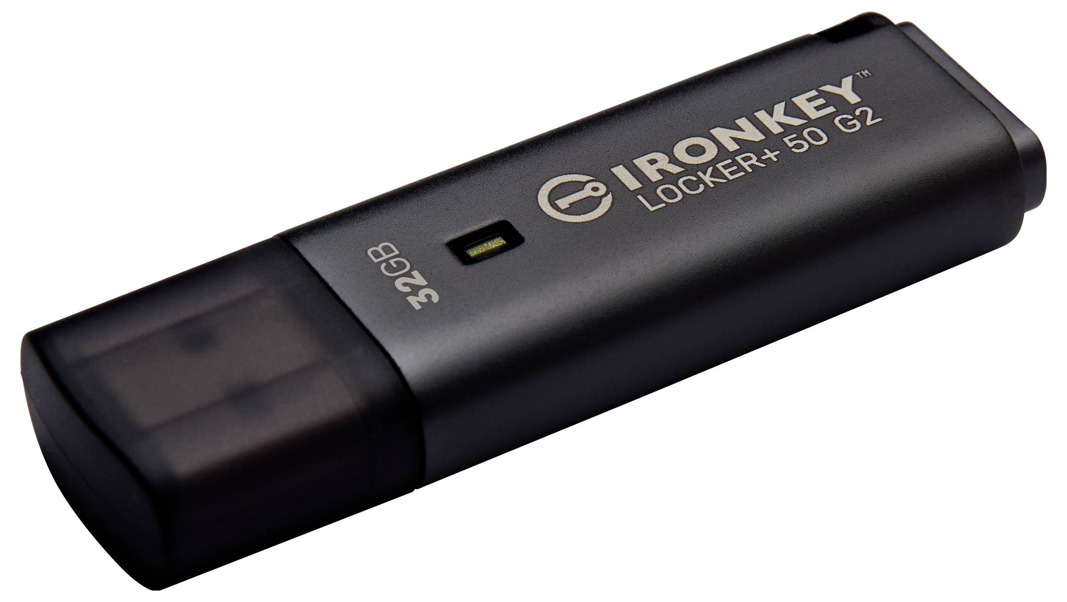 Schwarzes IronKey Locker+ 50 G2 USB-Speicherstick mit der Bezeichnung 32GB, aus einem Winkel auf weißem Hintergrund abgebildet.