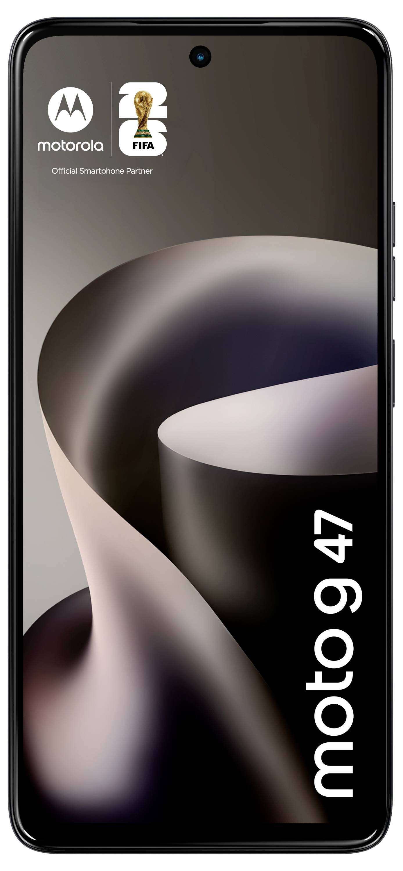 Vorderansicht eines Motorola Moto G47 Smartphones, das den Sperrbildschirm mit Motorola- und FIFA-Logos sowie dem Modellnamen „moto g47