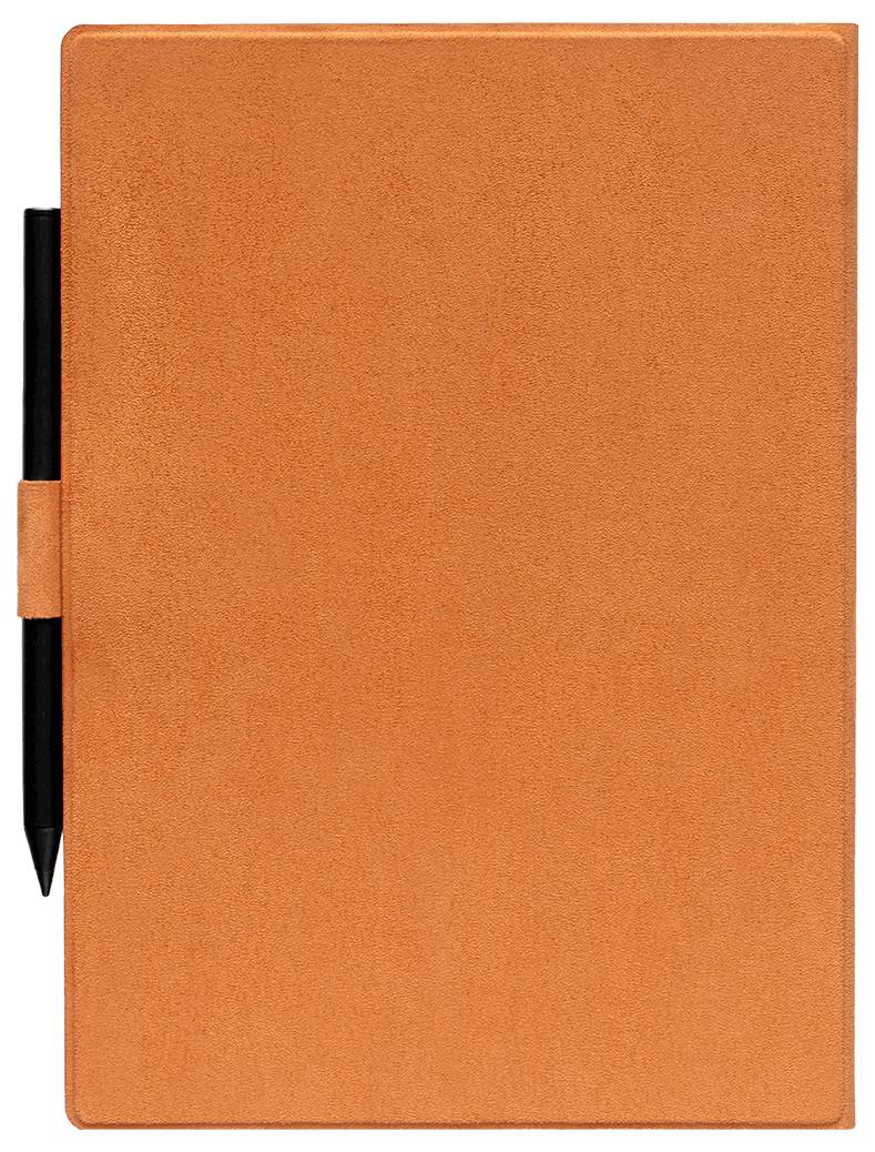 Orangenes Notizbuch mit schwarzem Stift, der in der linken Gummiband-Schlaufe steckt.