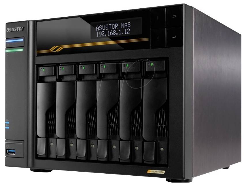 Frontansicht eines Asustor NAS-Gehäuses mit sechs Laufwerkschächten und einem kleinen Display, das „ASUSTOR NAS 192.168.1.12