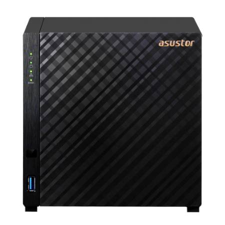 Schwarzer Asustor-NAS-Server mit diagonal gestreiftem Frontpanel, Statusleuchten an der linken Kante und einem vorderen USB-Anschluss.