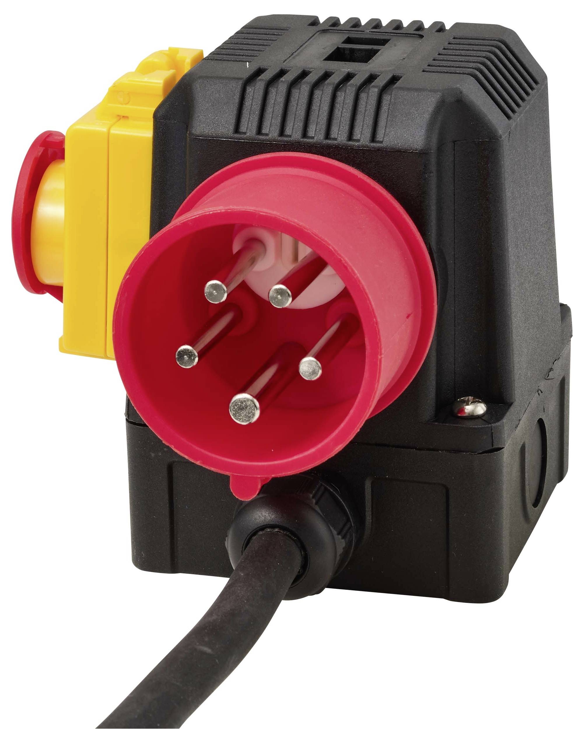 Industrieller Elektrostecker-Adapter mit rotem 5-poligem Stecker, schwarzem Gehäuse und gelbem Seitenverschluss an einem Kabel vor weißem Hintergrund