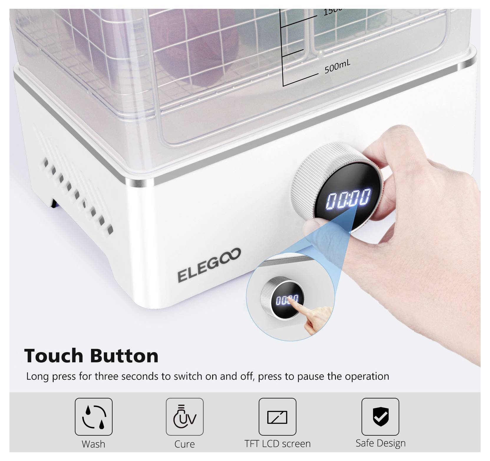 Hand drückt einen runden Touchbutton auf einer ELEGOO Wasch-/Härtungsmaschine mit digitaler Anzeige; der Text besagt 