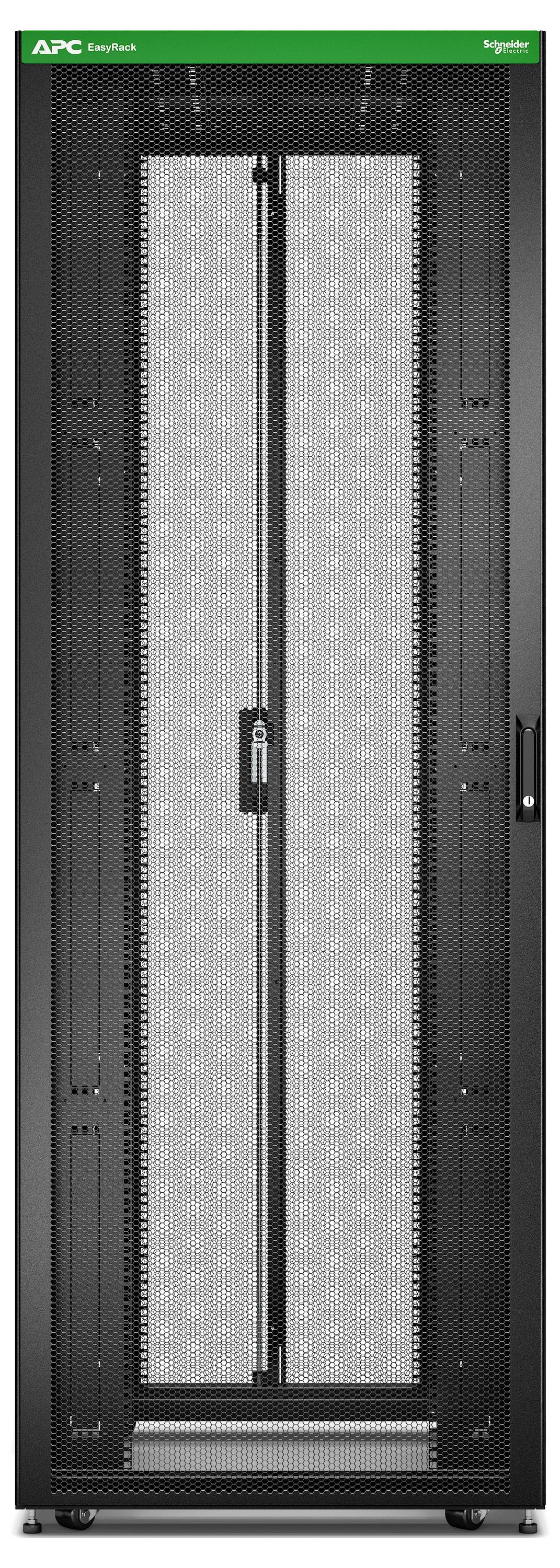 Frontansicht eines hohen APC-Server-Rack-Schranks mit durchlöcherten Doppeltüren, einem zentralen Verriegelungsgriff und dem APC-Logo auf einem grünen Oberpaneel.