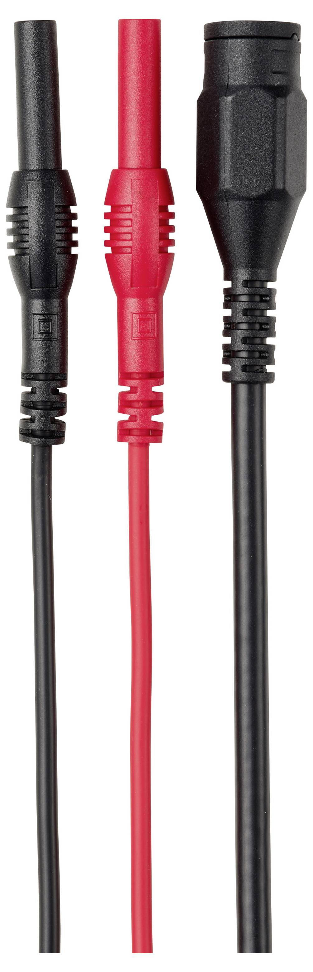 Drei Audiokabel mit 3,5-mm-Steckern in Schwarz, Rot und Schwarz auf weißem Hintergrund.