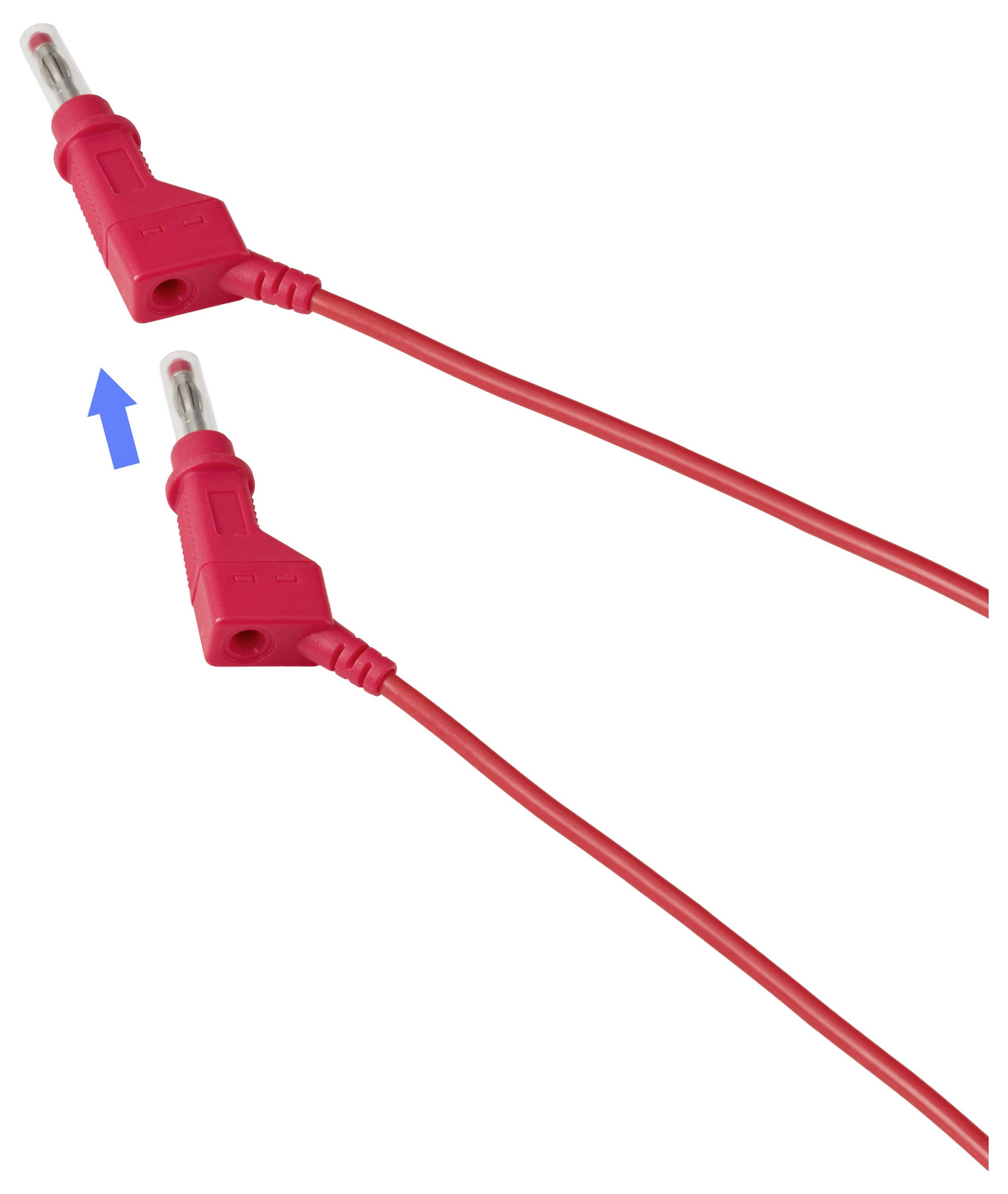 Rotes Elektrostecker-Kabel in zwei Positionen dargestellt, mit einem blauen Pfeil, der anzeigt, dass der untere Stecker in die obere Buchse eingesteckt wird.