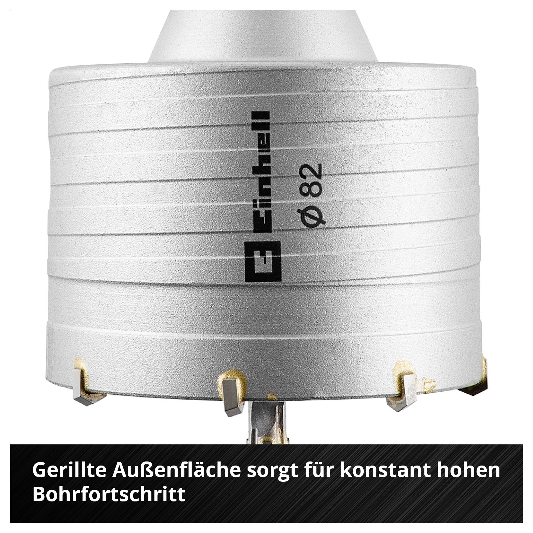 Silberner Kernbohrer mit geriffelter Außenfläche und Aufdruck 'ø 82'; Hinweis: konstante hohe Bohrleistung.