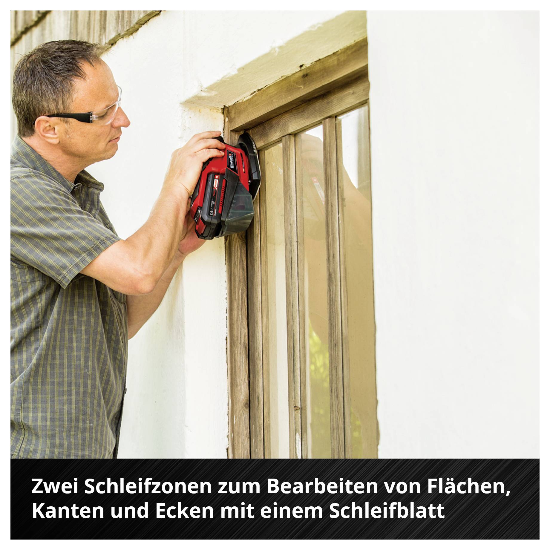 Handschleifen einer Holzoberfläche mit einem Elektroschleiffer; der Text lautet „Reißfeste Bindung bleibt unter hohem Druck stabil