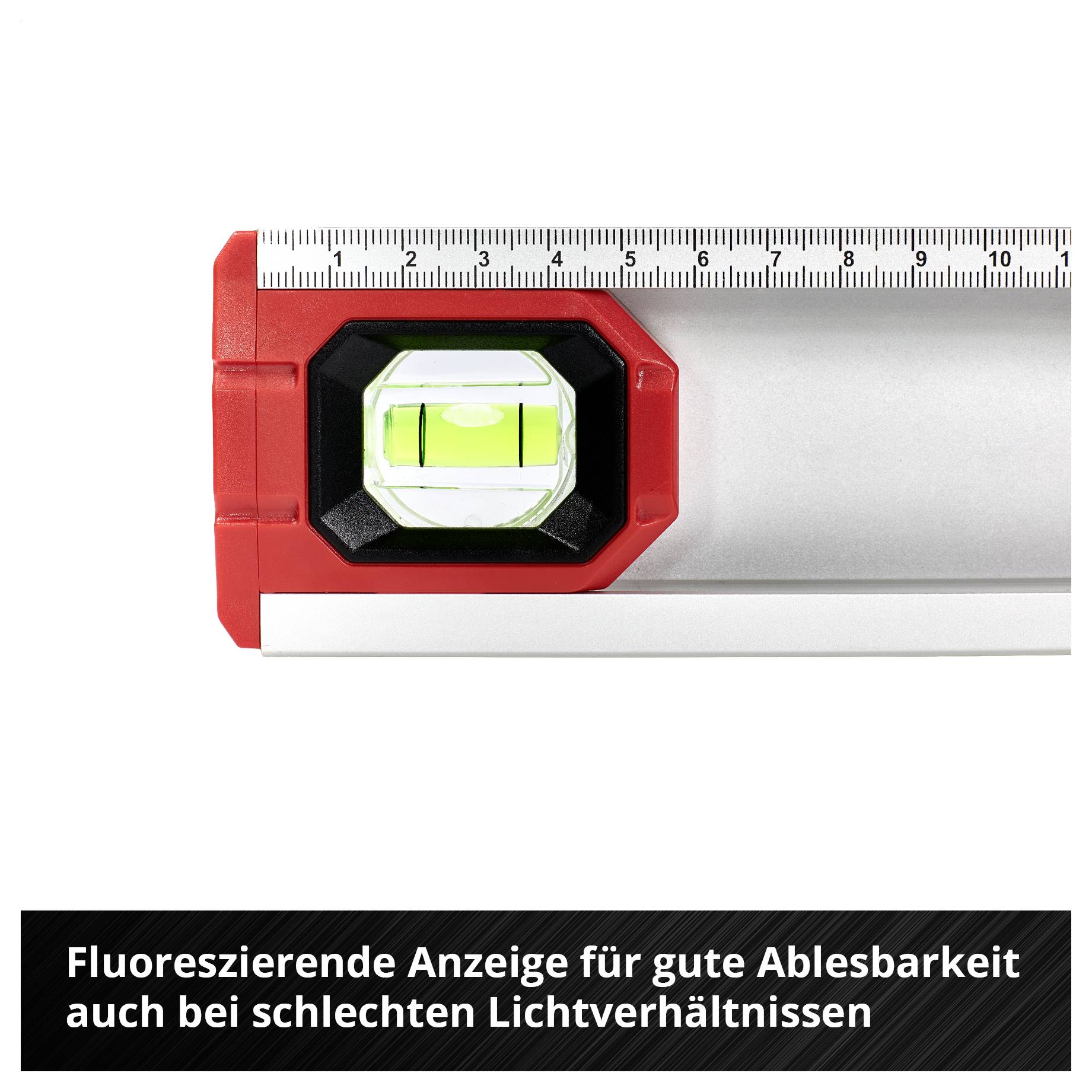 Rotes Wasserwaagen-Werkzeug mit zwei Luftbläschen-Messgläsern und dem Text „Flip-Genauigkeit von +/- 0,75 mm gewährleistet zuverlässige Ergebnisse bei 180°-Rotation