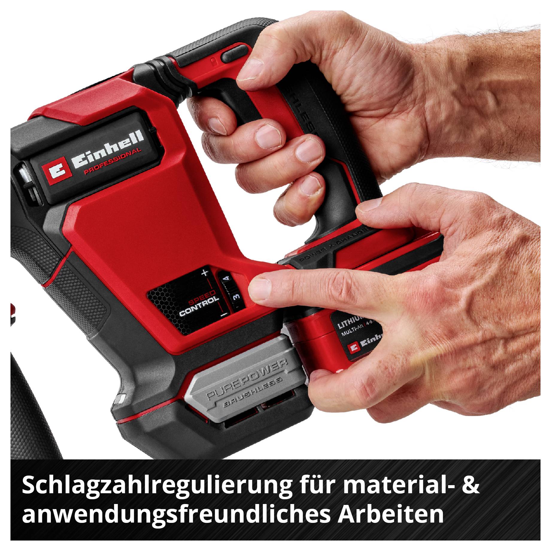 Rote Einhell-Akku-Schlagbohrmaschine mit zwei Händen; ein Finger zeigt auf die Schlagzahlregulierung. Unten der Text: 'Schlagzahlregulierung für material- & anwendungsfreundliches Arbeiten'.
