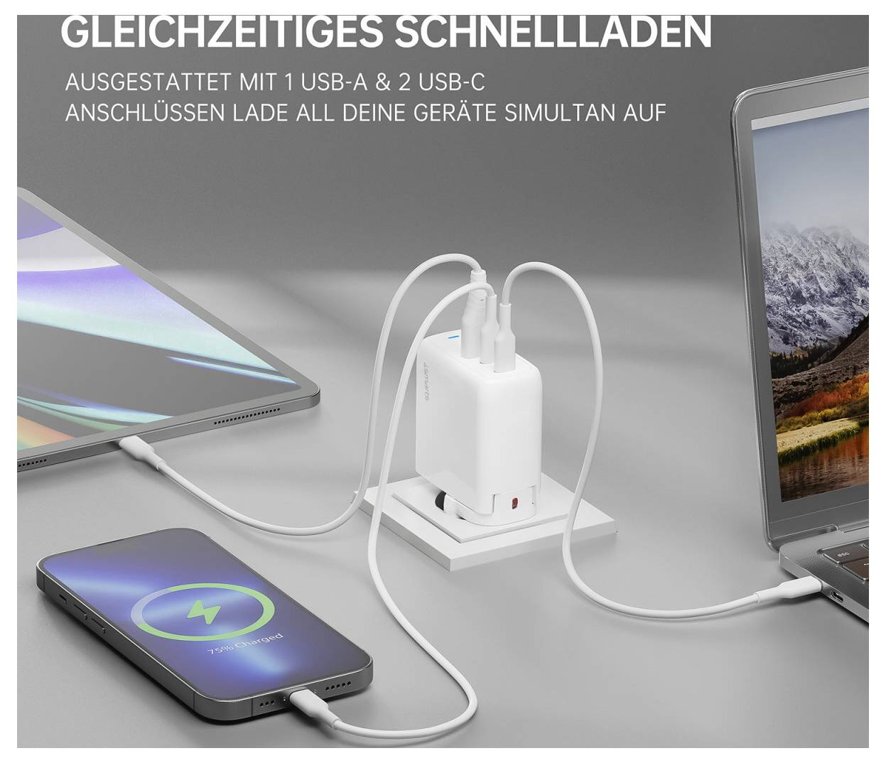USB-C und USB-A Wandladegerät mit gleichzeitigem Laden mehrerer Geräte, beschriftet auf Deutsch „Gleichzeitiges Schnellladen