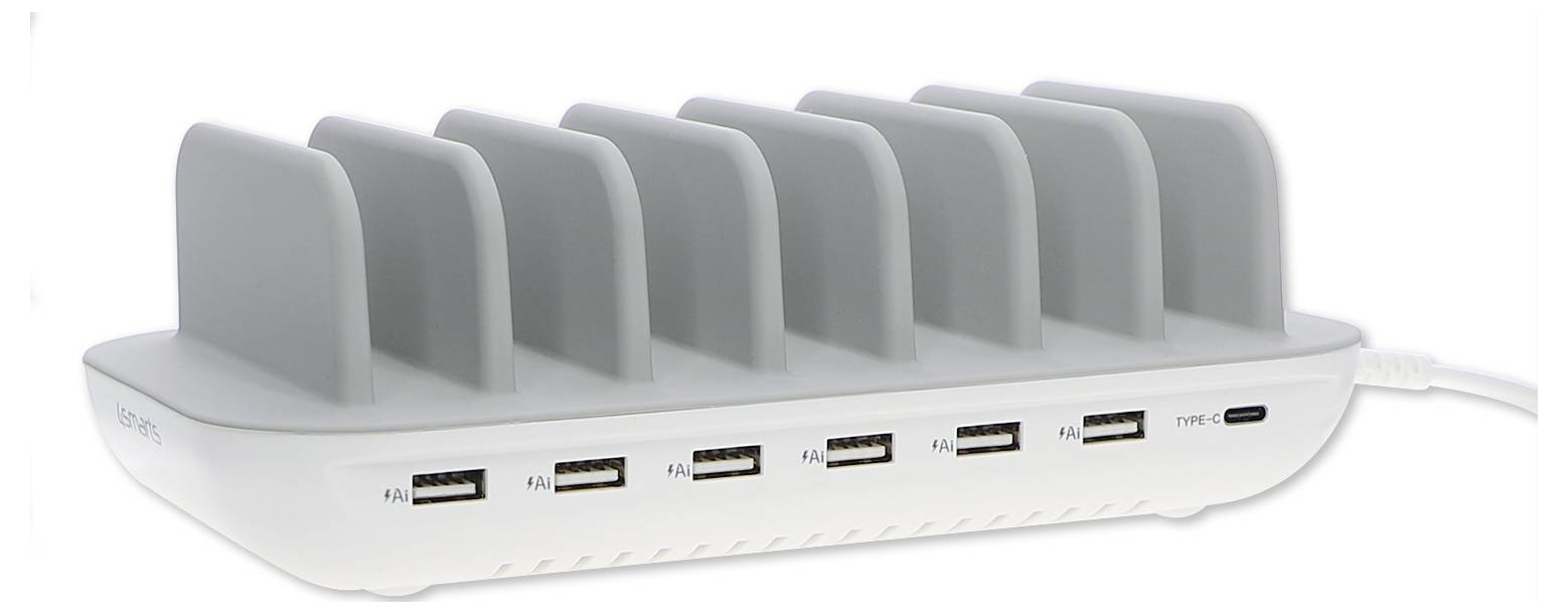 Weiße Multi-Port-Ladestation mit sieben aufrechten Steckplätzen und vier USB-Anschlüssen an der Vorderseite, mit angeschlossenem Stromkabel auf der rechten Seite.