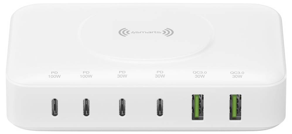 Weiße Ladestation mit sechs Anschlüssen an der Vorderseite: vier USB-C-Anschlüsse mit der Beschriftung PD 100W/30W und zwei grüne USB-A-Anschlüsse mit der Beschriftung QC3.0 30W.