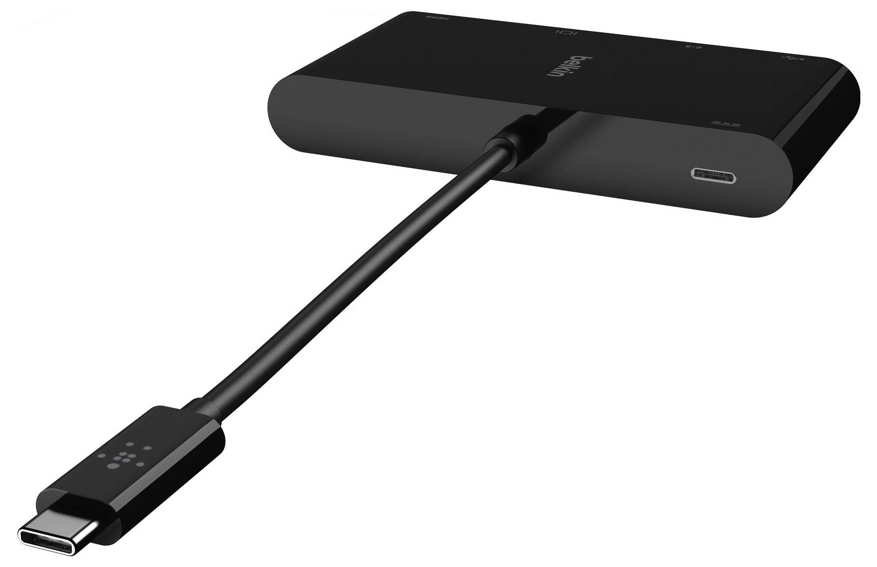 Schwarzer USB-C-Hub-Adapter mit angeschlossenem Kabel und USB-C-Stecker, dargestellt auf weißem Hintergrund.
