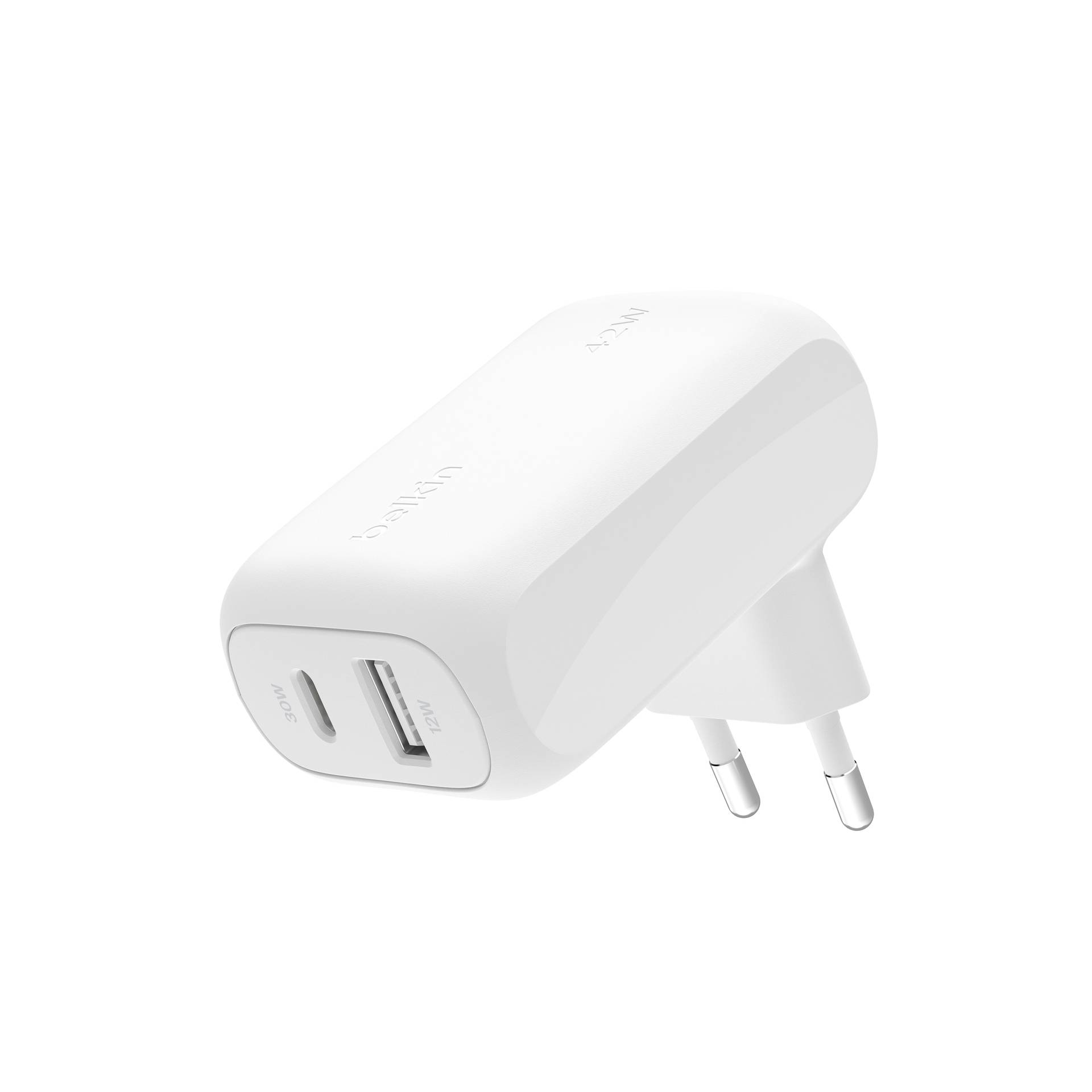 Weiß Wandladegerät mit einem USB-C- und einem USB-A-Anschluss und klappbarem zweipoligen Stecker, auf weißem Hintergrund dargestellt.