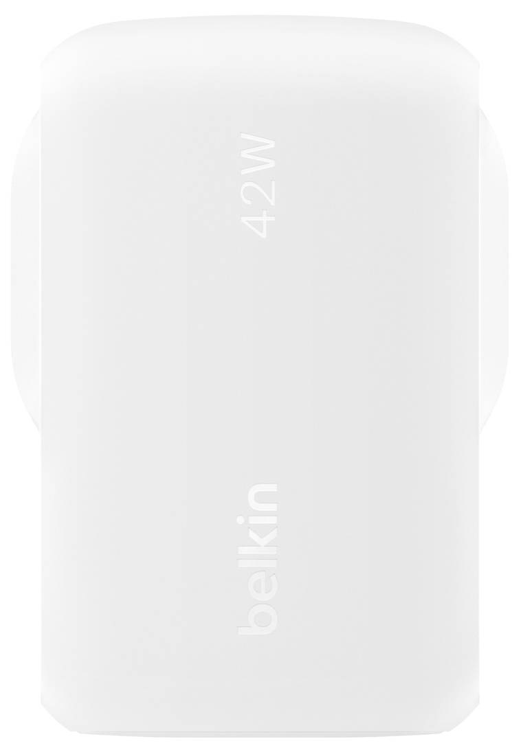 Weiß Belkin 42W Wandladegerät mit zwei sichtbaren USB-C-Anschlüssen, Vorderansicht auf einfachem Hintergrund dargestellt.