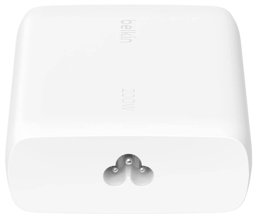 Weißer Belkin 200-W-Netzteil von vorne gezeigt, mit dreipoligem Stecker und schwacher 