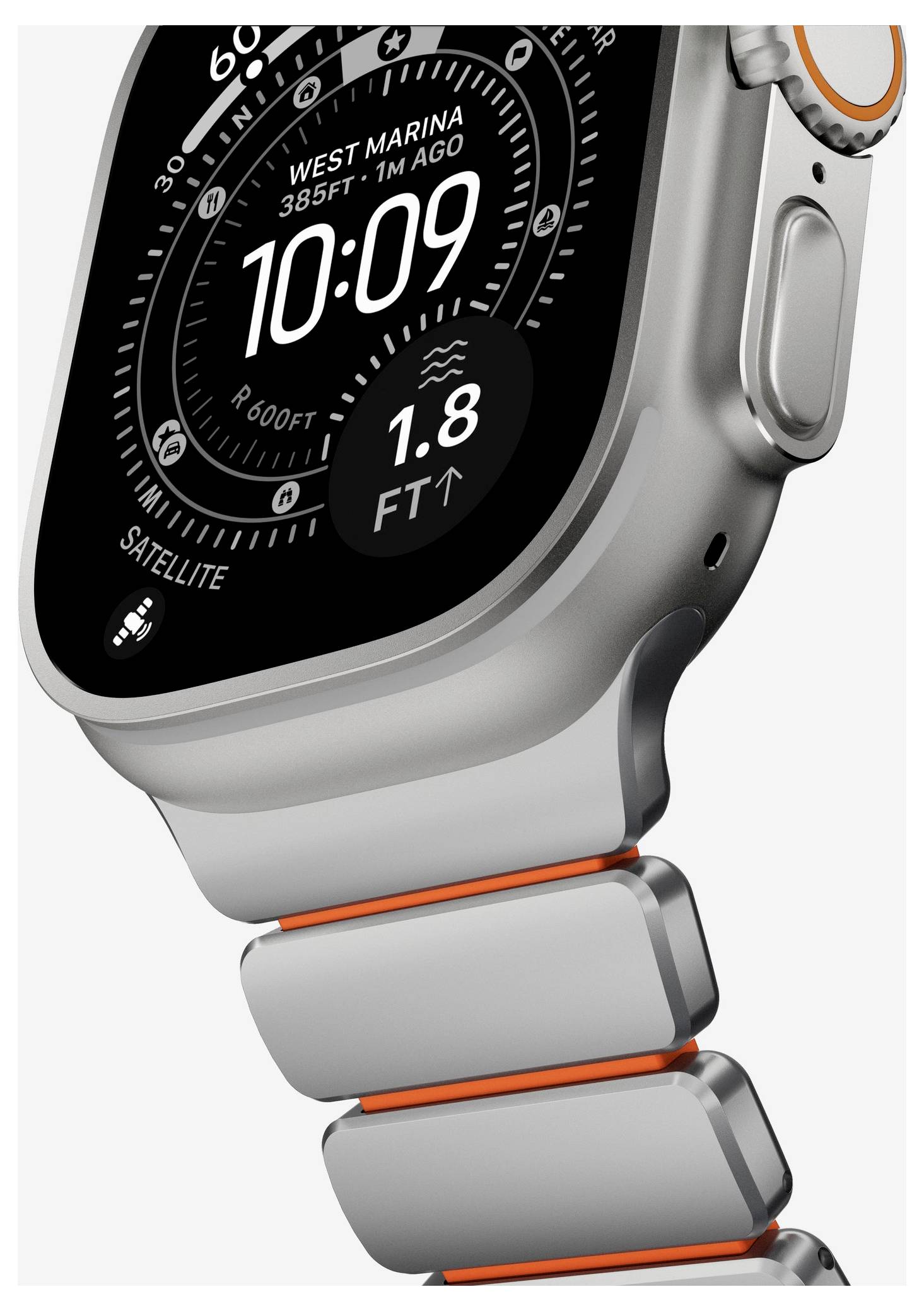 Eine silberne Apple Watch Ultra mit schwarzem Zifferblatt zeigt 10:09, 'WEST MARINA 385FT, 1M AGO,' und eine Messung von 1,8 FT.