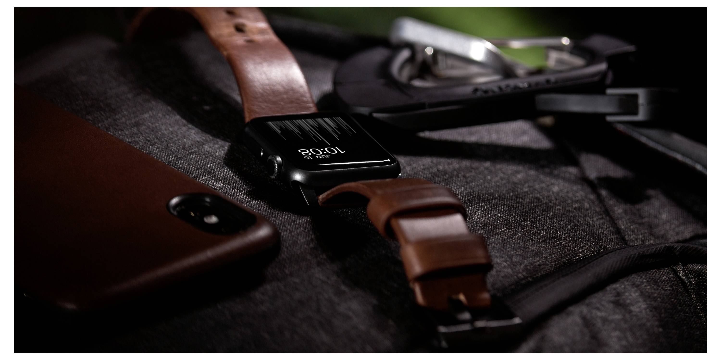 Nomad Modern Lthr. Brown Connect. Armbandschlaufe Braun
