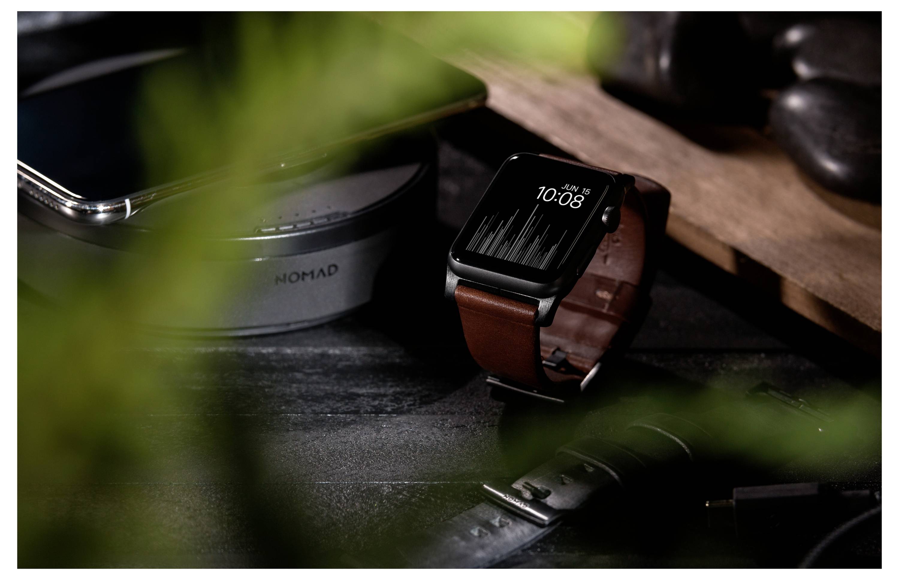 Nomad Modern Lthr. Brown Connect. Armbandschlaufe Braun