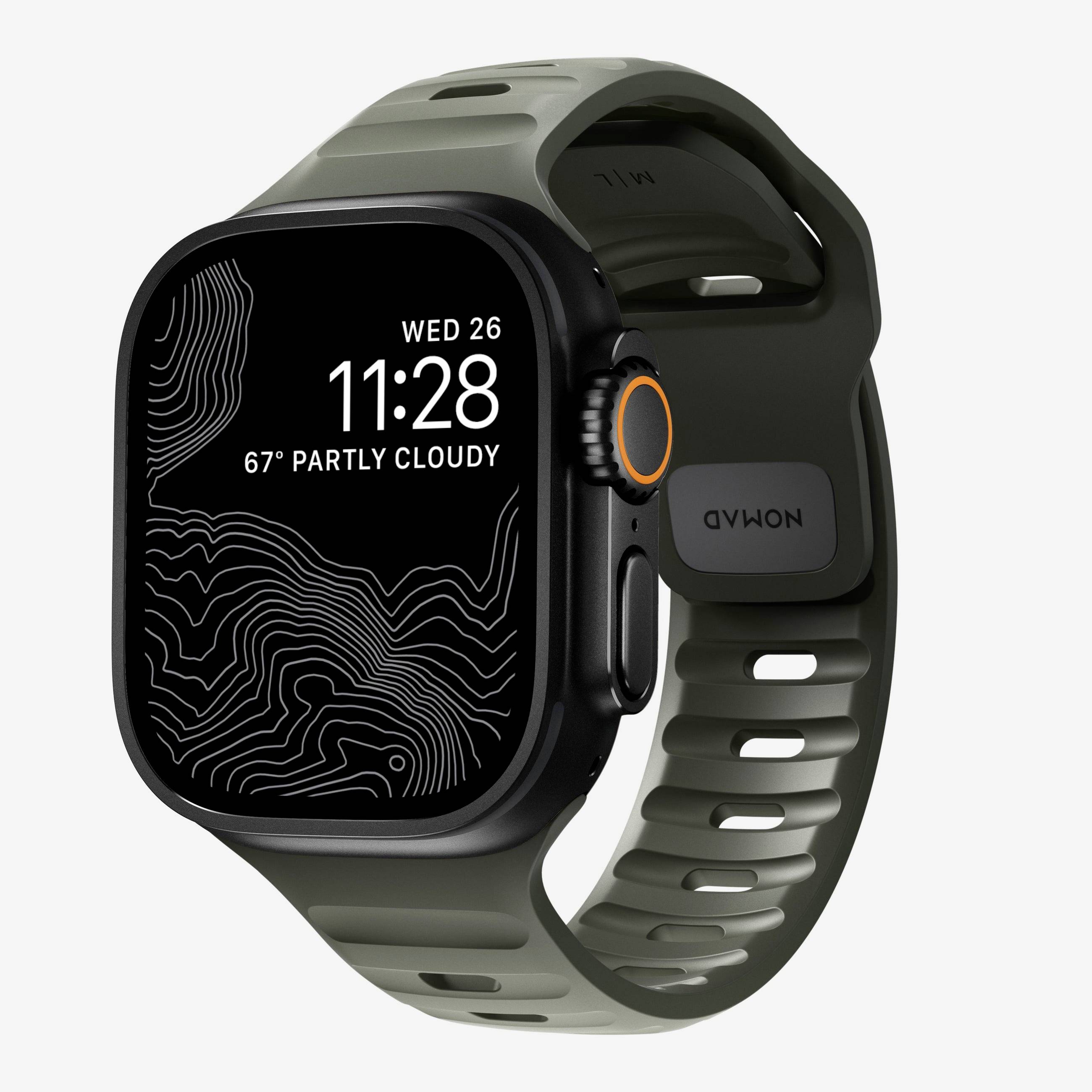 Olivgrüne Smartwatch mit schwarzem Zifferblatt, das 11:28 Uhr, Mi 26 und 67° teilweise bewölktes Wetter anzeigt, in einer Dreiviertelvorderansicht dargestellt.