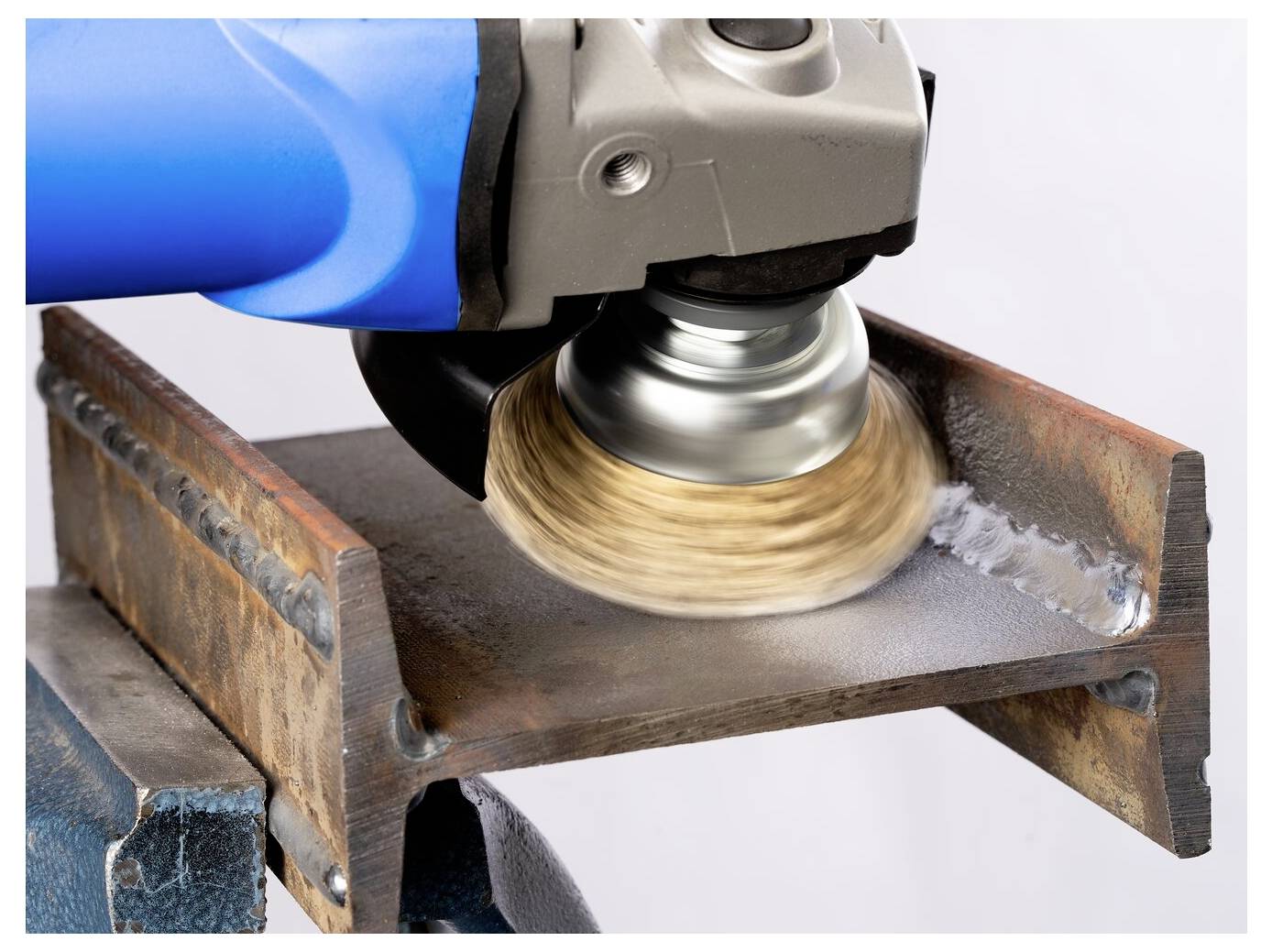PFERD TOOLS Topfbürste ungezopft TBU Ø 60mm M14 vermessingter Stahl-Litzen-Draht-Ø 0,25mm Winkelschleifer POS TBU 60/M14 LIT S