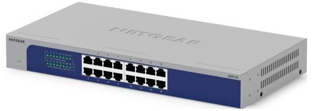 NETGEAR 16-Port-Ethernet-Netzwerkschalter mit vorderen Status-LEDs und beschrifteten RJ45-Anschlüssen in einem grauen Metall-Gehäuse für den Schreibtisch.