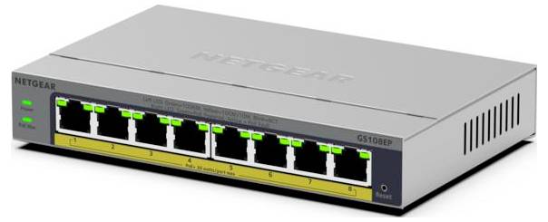 NETGEAR GS108EP 8-Port-Ethernet-Switch in Schrägansicht des Produkts dargestellt, mit acht vorderen LAN-Anschlüssen und Statusanzeigen.