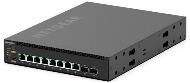 NETGEAR Rack-Mount-Netzwerk-Switch in perspektivischer Darstellung mit mehreren vorderen Ethernet-Anschlüssen und Statusleuchten auf einem grauen Metallgehäuse.