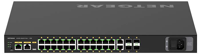 Vorderansicht eines NETGEAR-Netzwerk-Switches mit mehreren Ethernet-Anschlüssen und Statusleuchten sowie einem Stromstecker auf der rechten Seite.