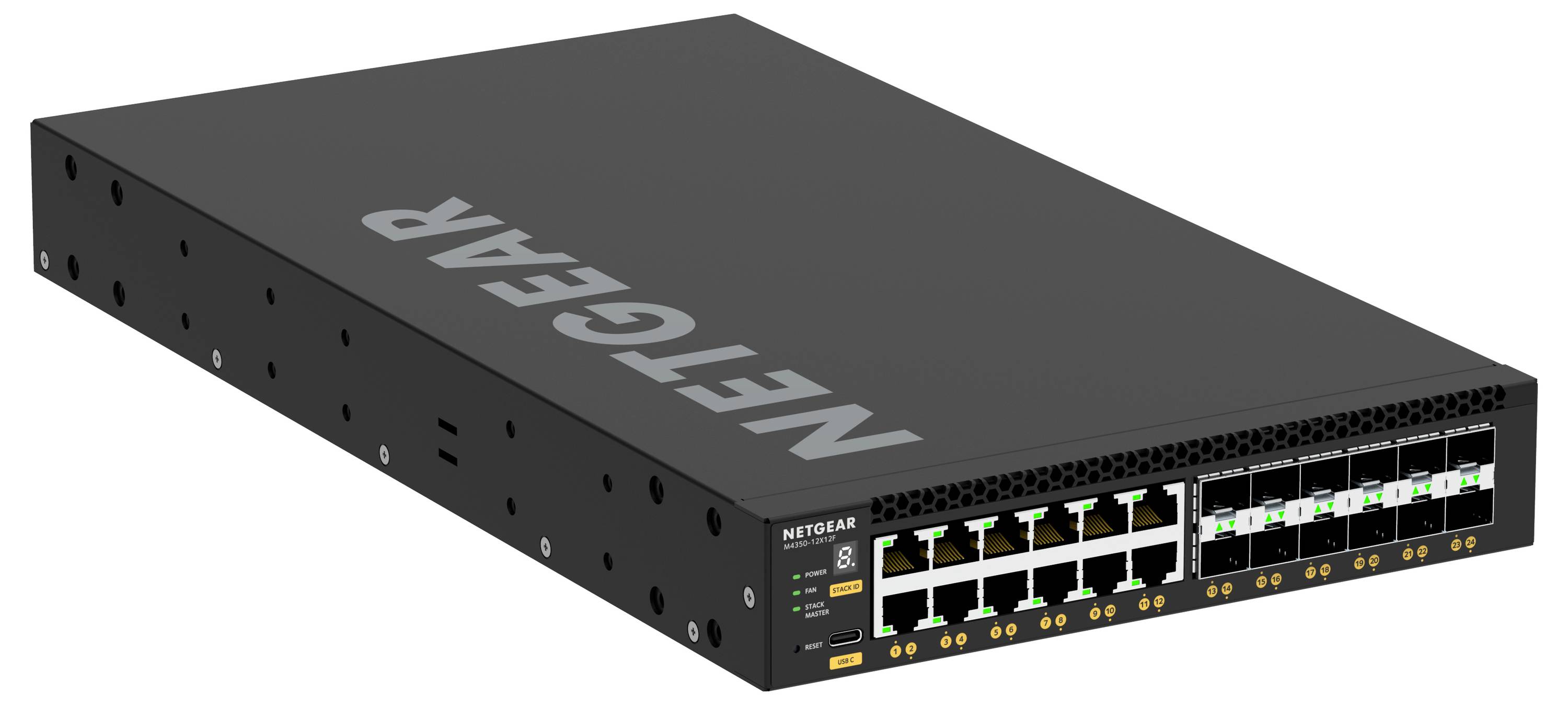 Schwarzer NETGEAR-Netzwerk-Switch mit mehreren Ethernet-Anschlüssen auf der Frontplatte, dargestellt in einer 3D-Schrägansicht des Produkts.