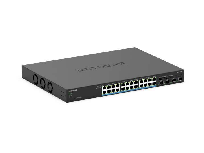 Netzwerk-Switch mit mehreren Ethernet-Anschlüssen, perspektivisch auf weißem Hintergrund dargestellt.