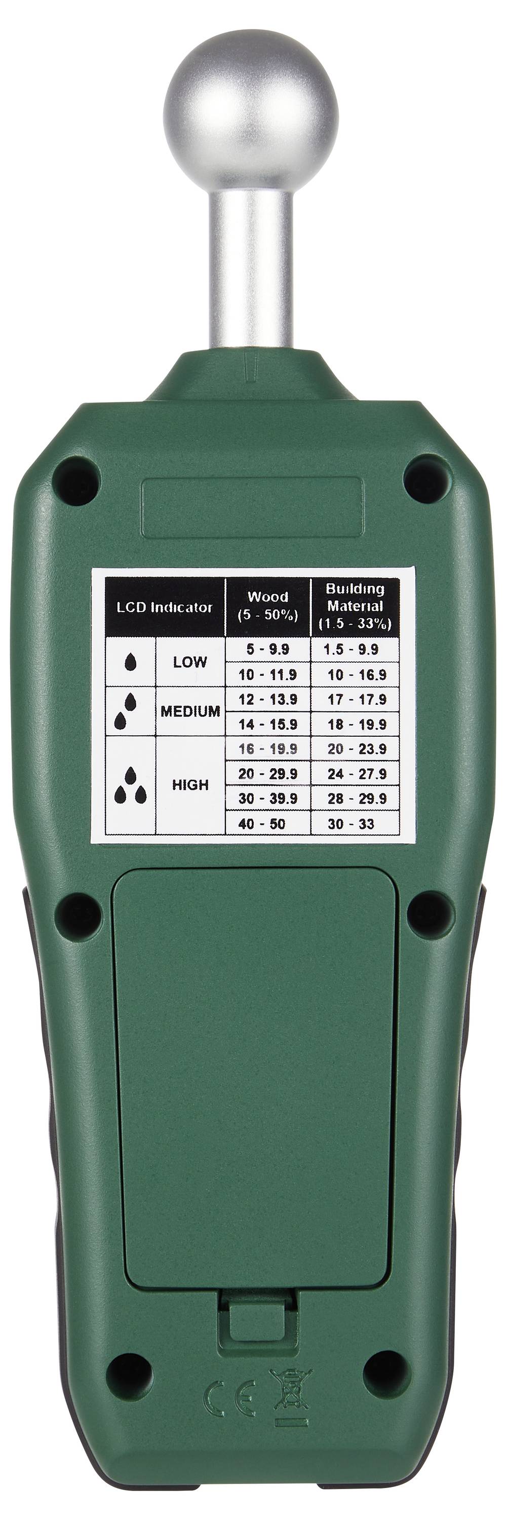 Rückansicht eines grünen tragbaren Messgeräts mit einer silbernen Sensormesssonde und einer Beschriftung, die LCD und Holzfeuchtemessbereiche für niedrige, mittlere und hohe Einstellungen zeigt.