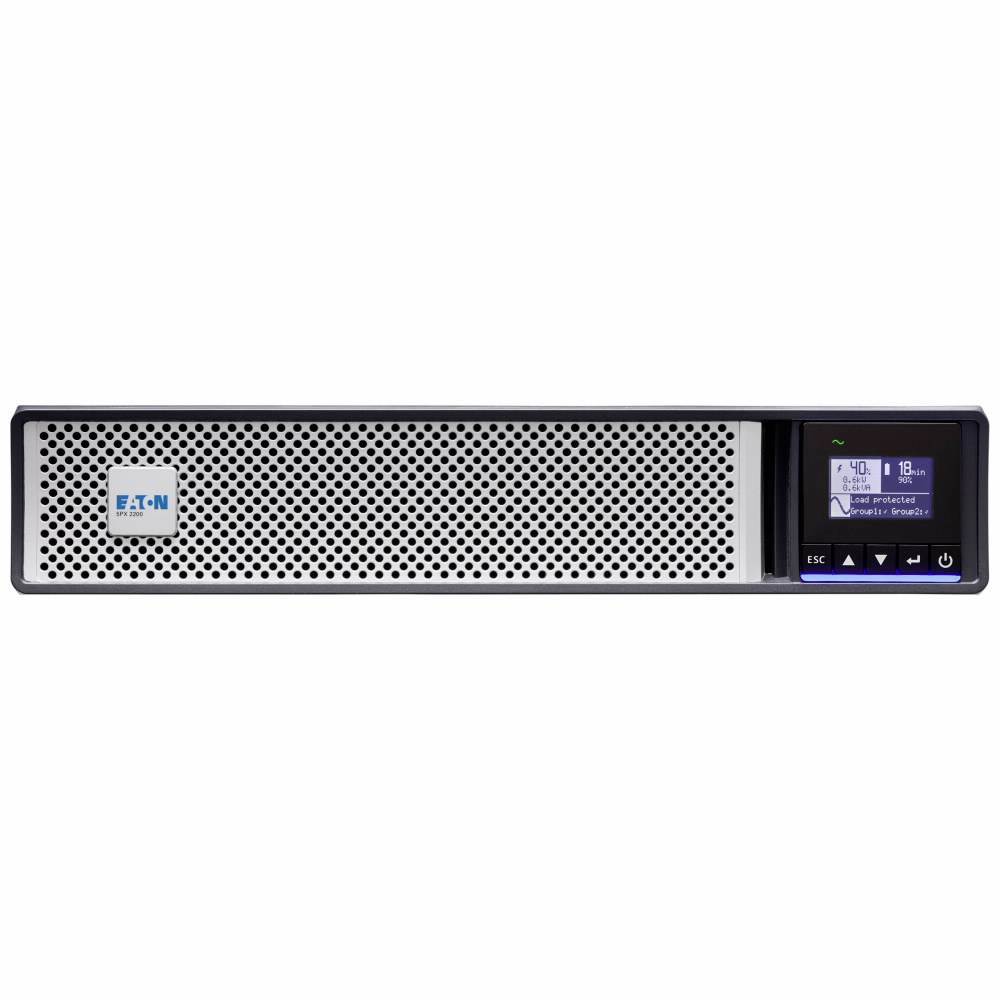 Eaton Rack-Mount-USV mit Frontplatte mit perforiertem Gitter und kleinem LCD-Kontrolldisplay auf der rechten Seite.