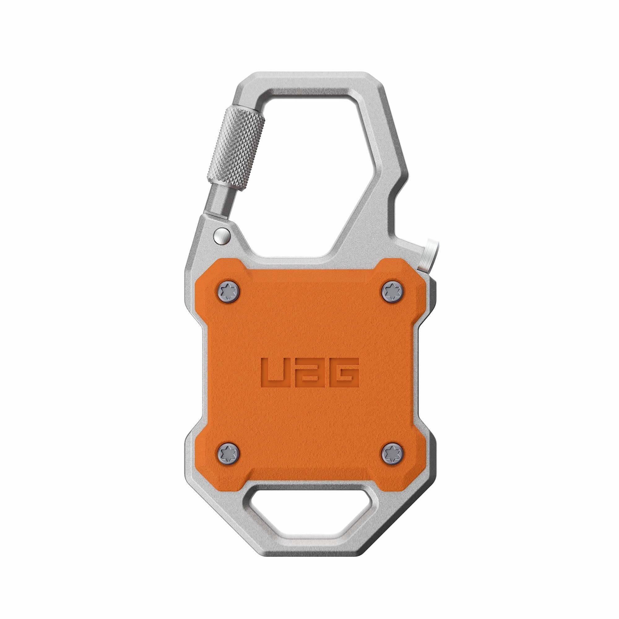 Orange-silberner UAG-Karabinerstil-Clip-Zubehörteil isoliert auf weißem Hintergrund.
