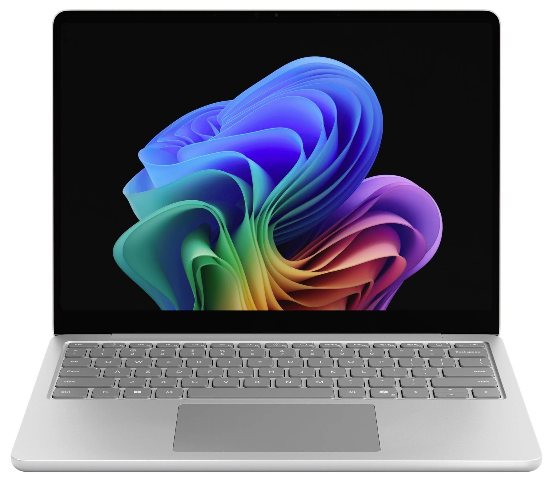 Seitenansicht eines silbernen Laptops, die die dünne Basis und die vordere Kante zeigt.