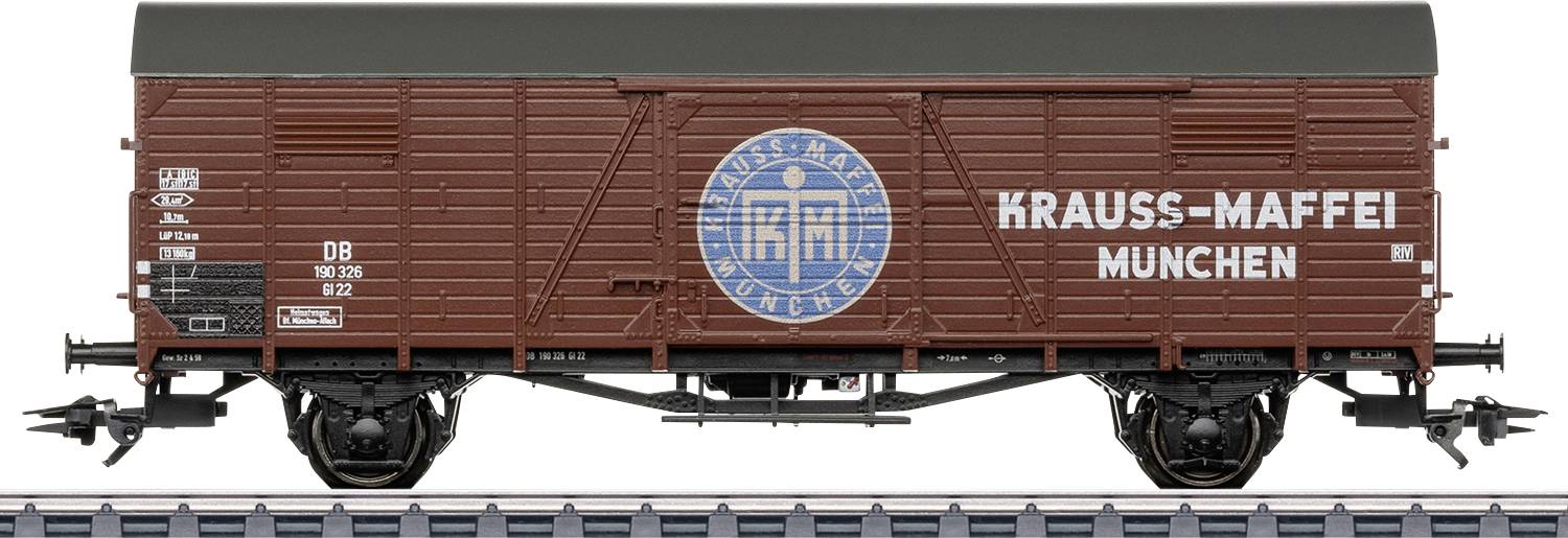 Brauner Güterwagen mit der Aufschrift 