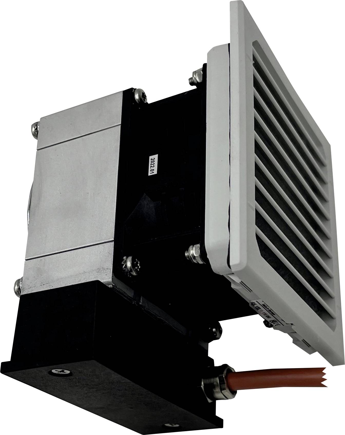 Industrieller Ventilator oder Lüftungseinheit mit Lamellengitter und angebrachter Verkabelung, dargestellt vor weißem Hintergrund.
