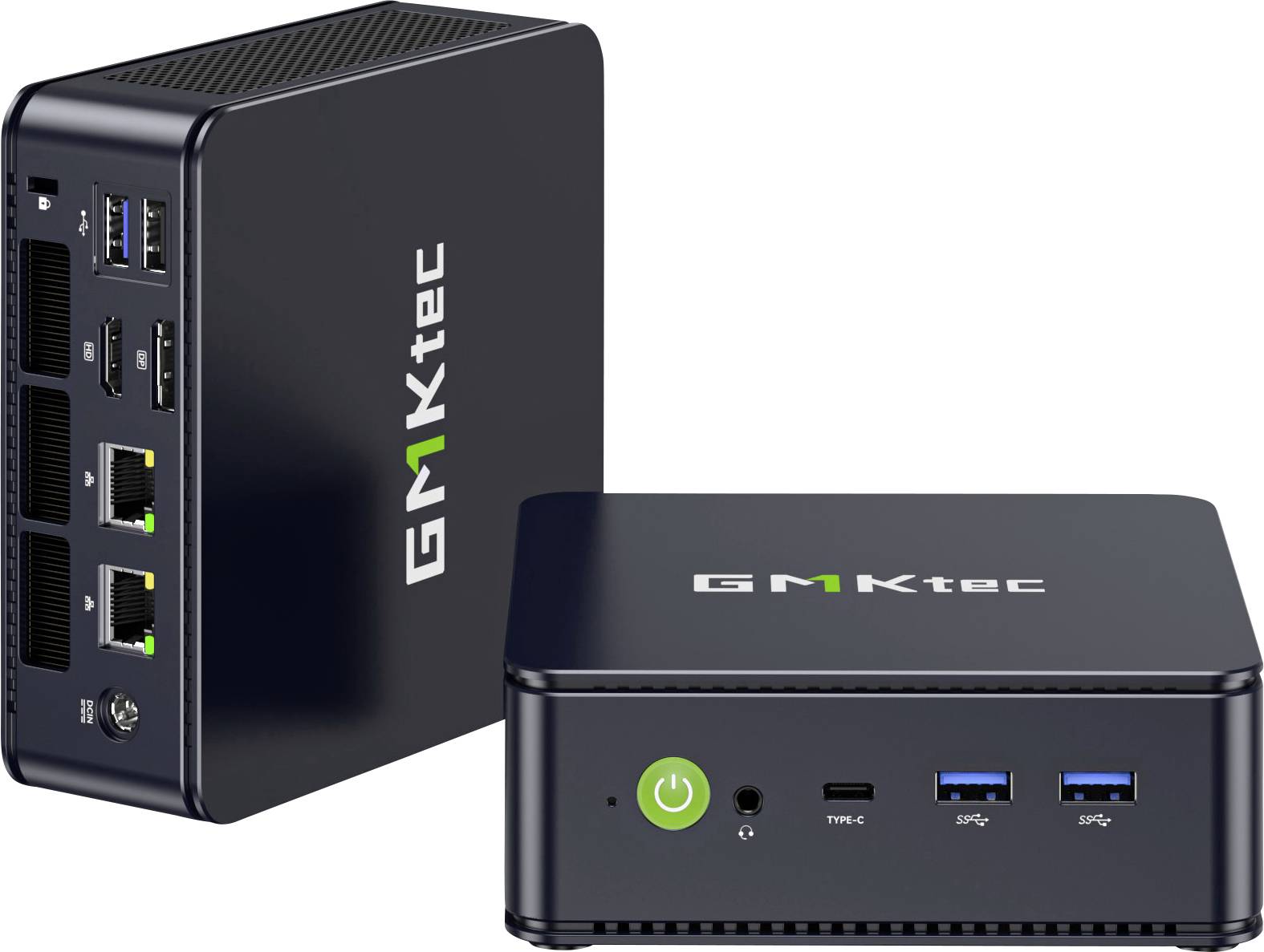 Zwei schwarze GMKtec Mini-PCs gezeigt in Vorder- und Seitenansicht, mit sichtbarem Ein-/Ausschalter, USB-Anschlüssen, Ethernet und HDMI-ähnlichen Verbindungen.