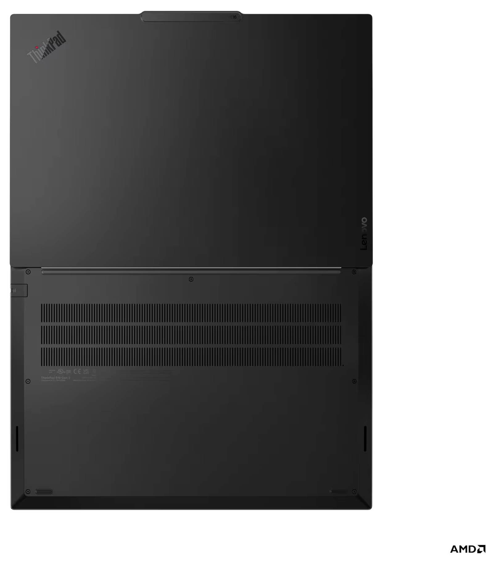 Unteransicht eines schwarzen Lenovo ThinkPad-Laptops, der Lüftungsgitter, Schrauben und AMD-Branding zeigt.