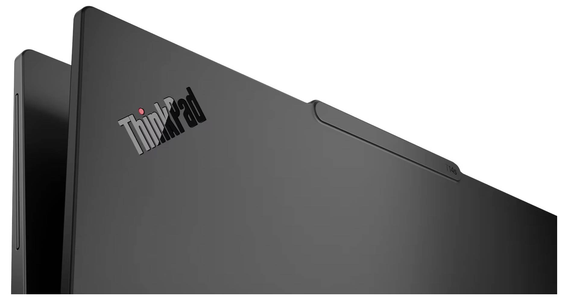 Nahaufnahme eines schwarzen Lenovo ThinkPad-Laptop-Deckels mit dem ThinkPad-Logo in der Nähe der linken oberen Ecke.
