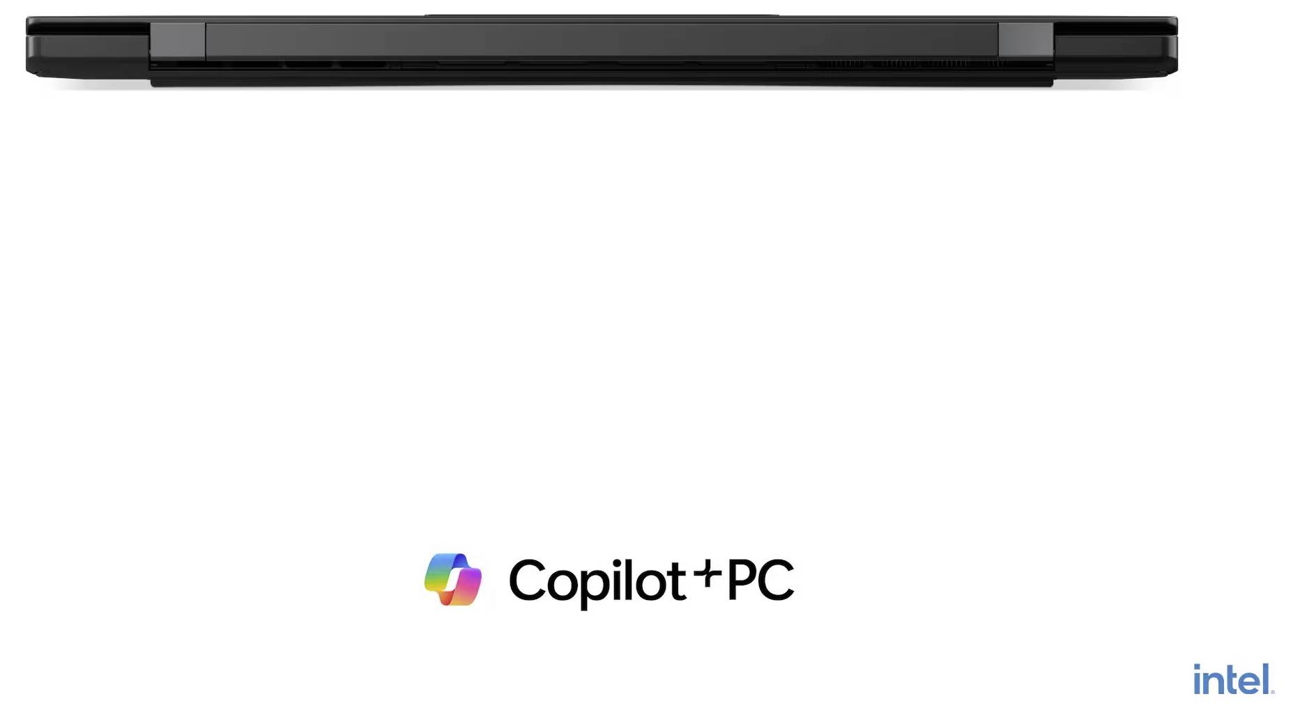 Seitenansicht eines Laptops über dem Copilot+ PC-Logo, mit Intel-Branding rechts unten.