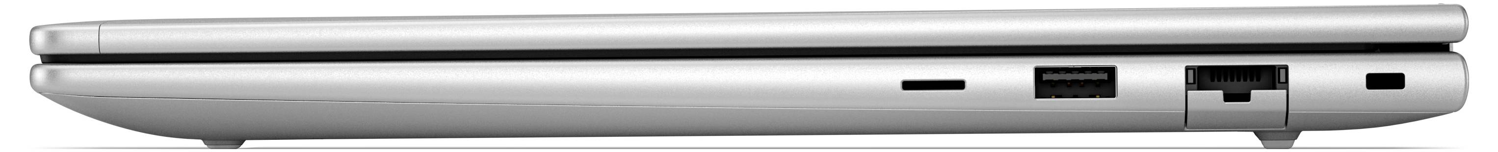Seitenansicht eines geschlossenen silbernen Laptops, die die dünne Kante mit Anschlüssen und Lüftungsschlitzen zeigt.