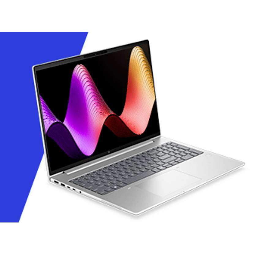 Silberner Laptop im angewinkelten offenen Zustand auf weißem Hintergrund, zeigt eine bunte abstrakte Welle auf dem Bildschirm mit einem blauen geometrischen Akzent dahinter.