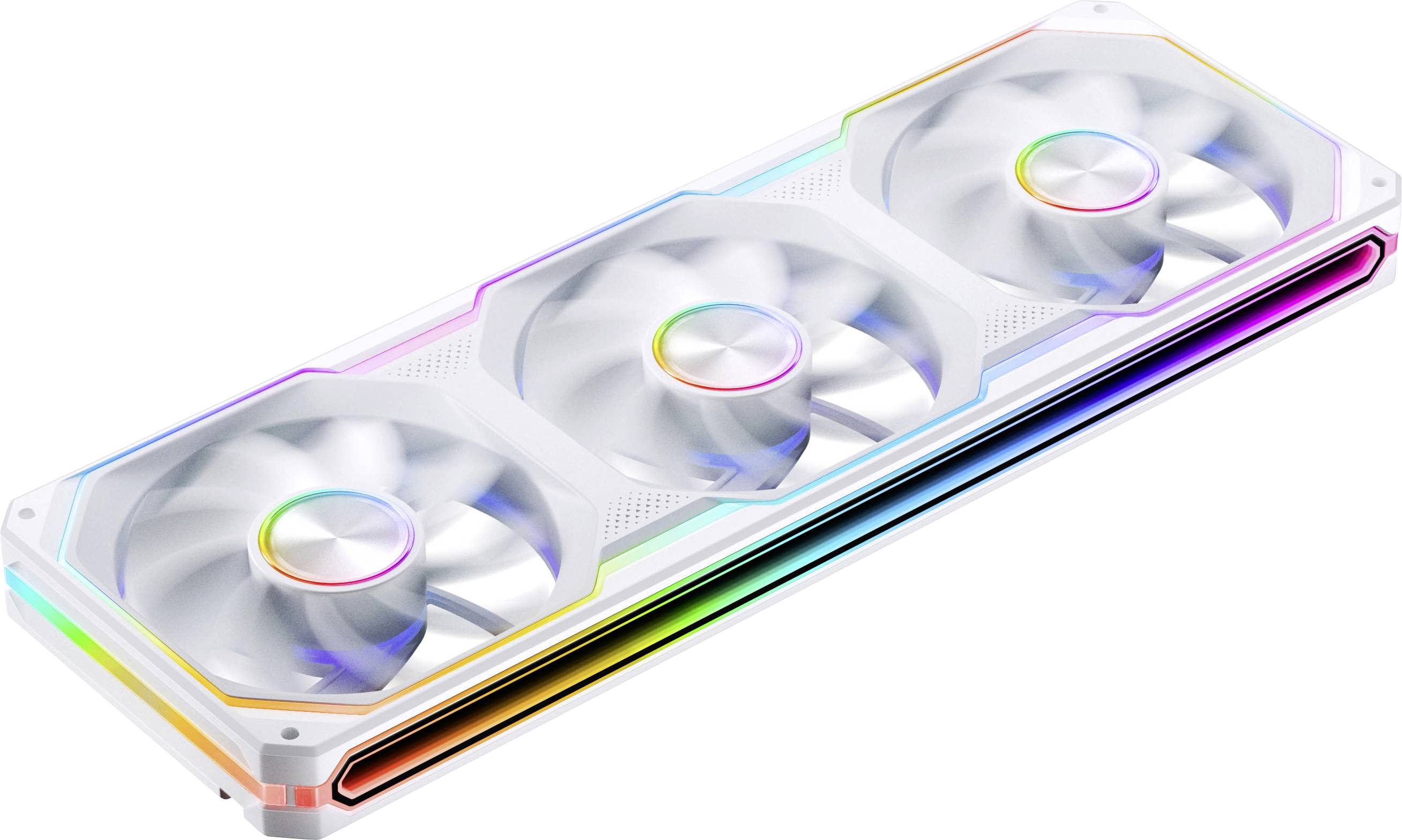 Weiße Grafikkarte mit drei RGB-beleuchteten Kühlventilatoren und einem Regenbogenlichtstreifen entlang der Kante.
