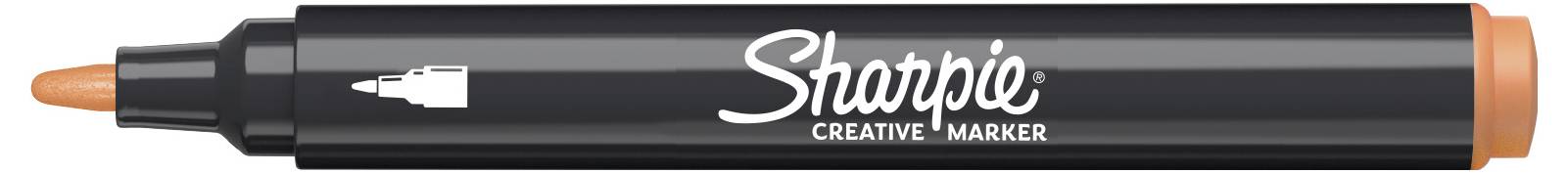 Schwarzer Sharpie-Kreativmarker mit orangefarbener Kappe und Spitze, horizontal auf weißem Hintergrund dargestellt.