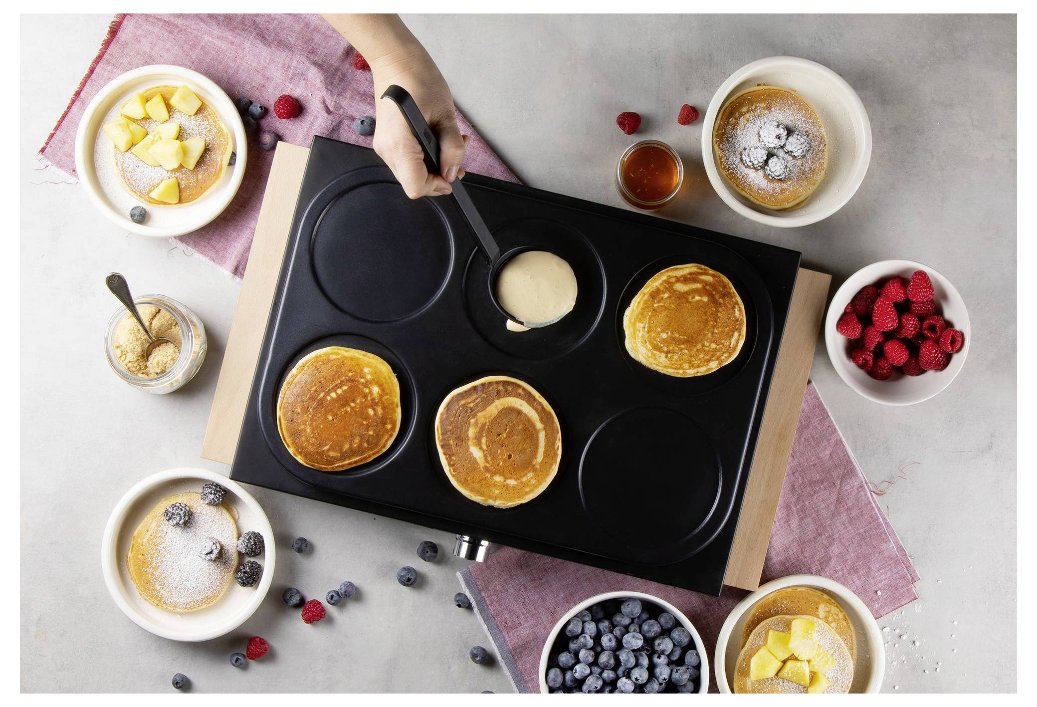 DOMO DO8717PN Pancake-Maker Antihaftbeschichtung, stufenloser Temperaturregler, Kontrollleuchte Schwarz