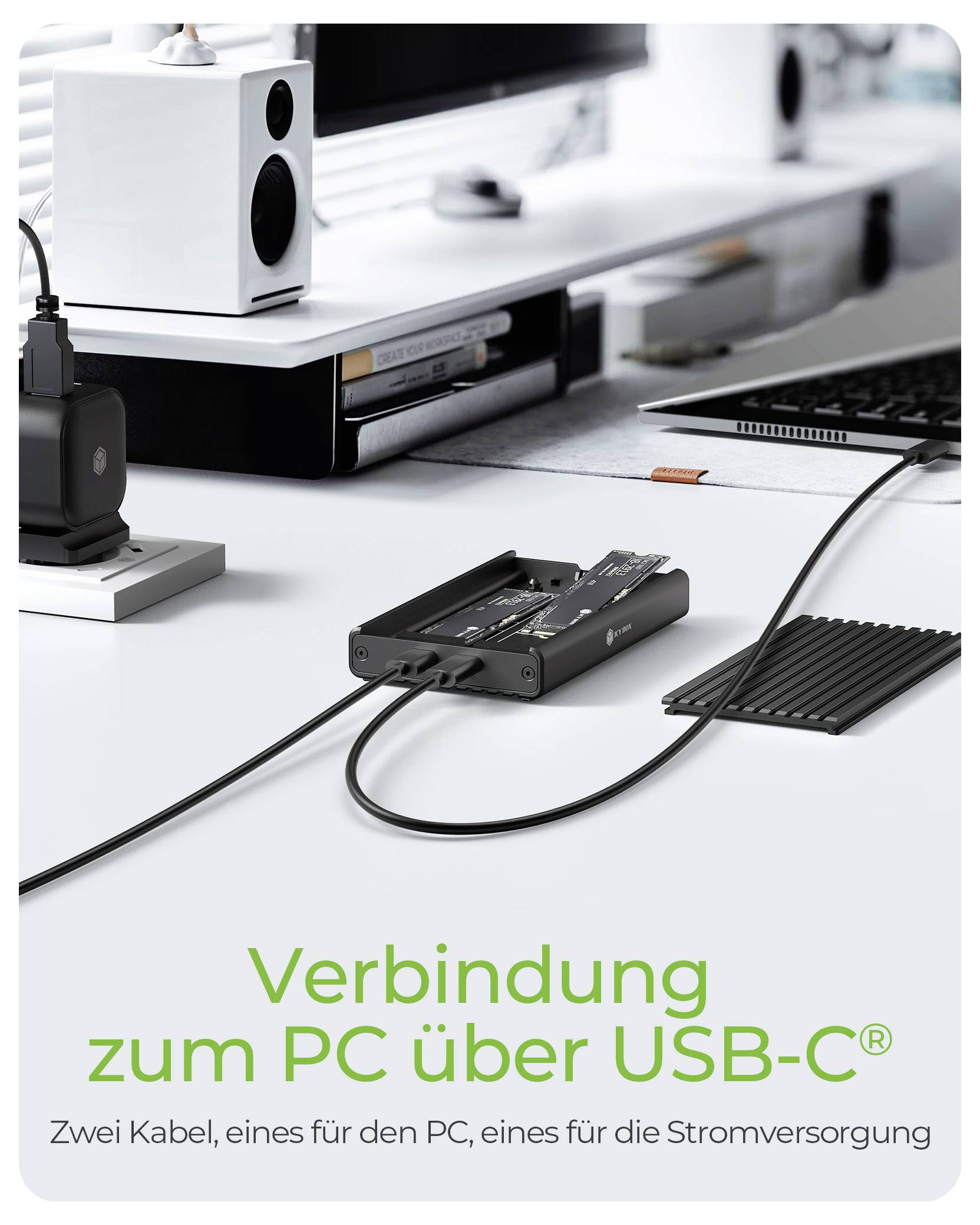 USB-C-Dockingstation verbunden mit einem Laptop und Zubehör auf einem Schreibtisch, mit deutschem Text 