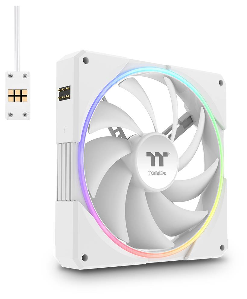 Weißer Thermaltake-PC-Kühlventilator mit regenbogenfarbenem RGB-Ring und weißen Blättern, gezeigt mit einem kleinen Verbindungskabel auf der linken Seite.